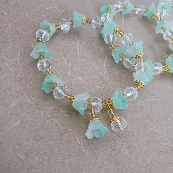 Gold and Green Floral Bracelet Set - Picture 3 of 8